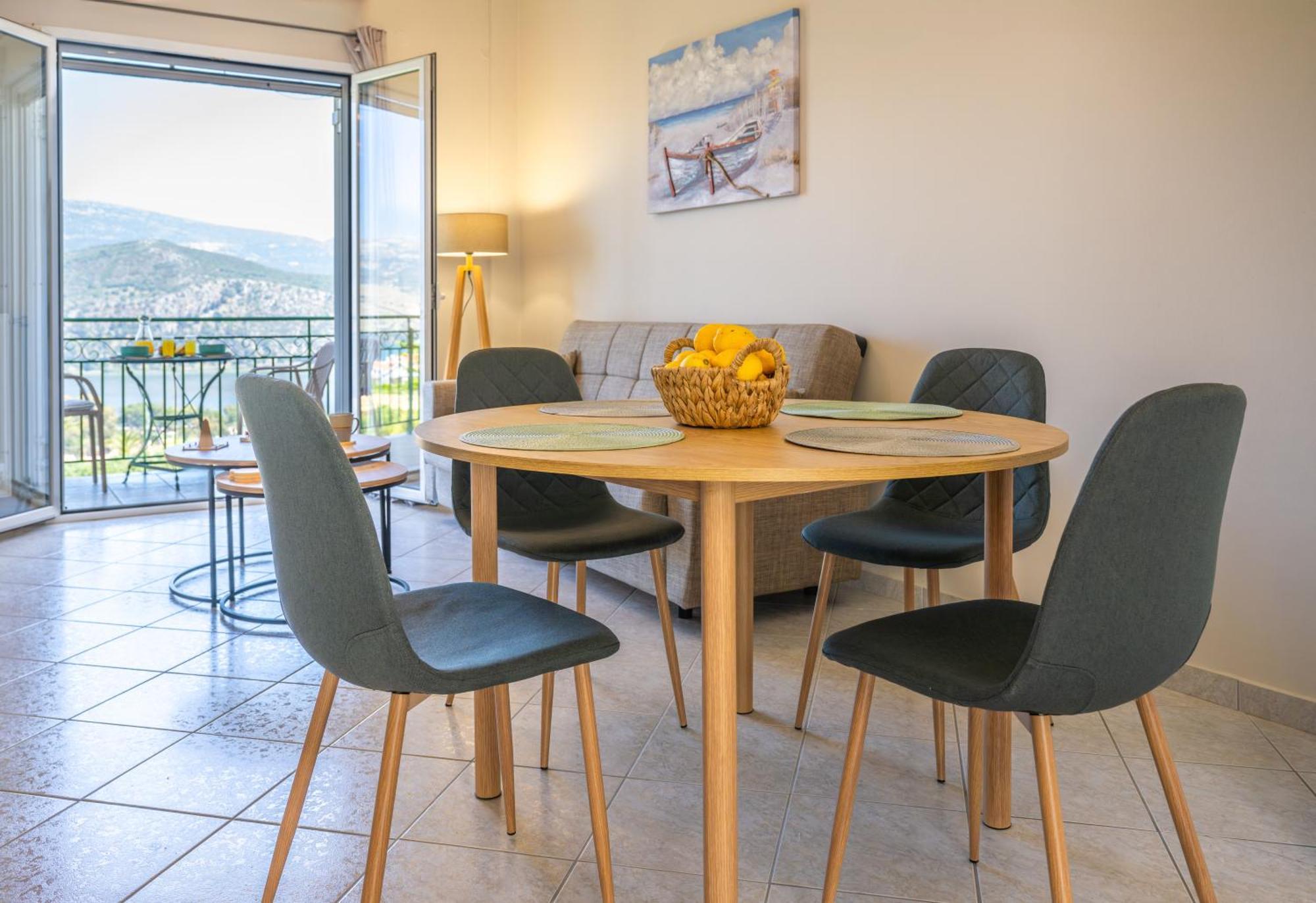 Apaggio Di Argostoli Apartments - Private Parking & Sea View Eksteriør bilde