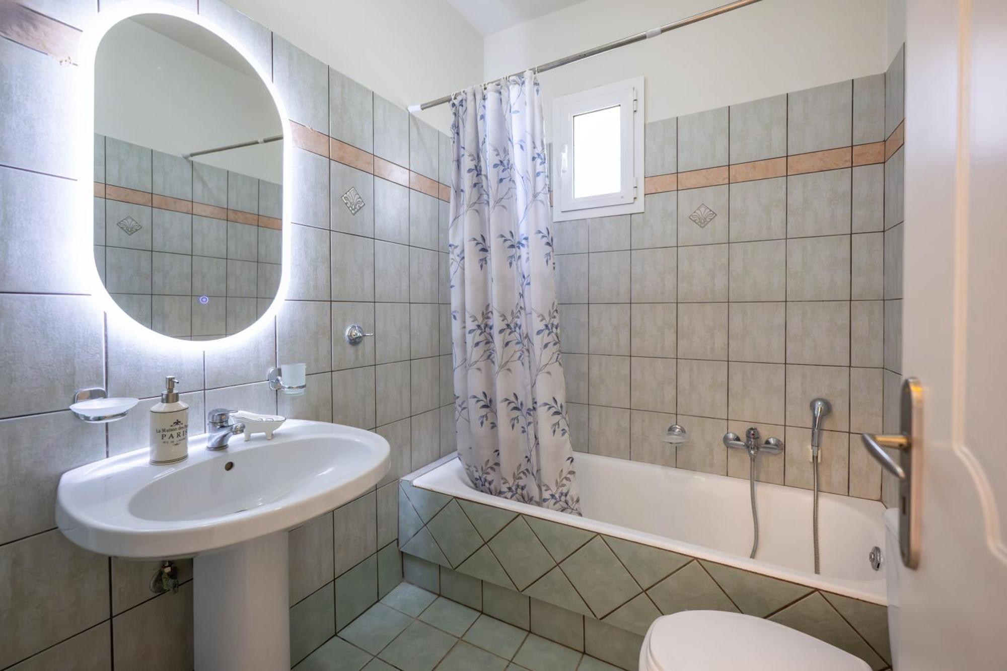Apaggio Di Argostoli Apartments - Private Parking & Sea View Eksteriør bilde